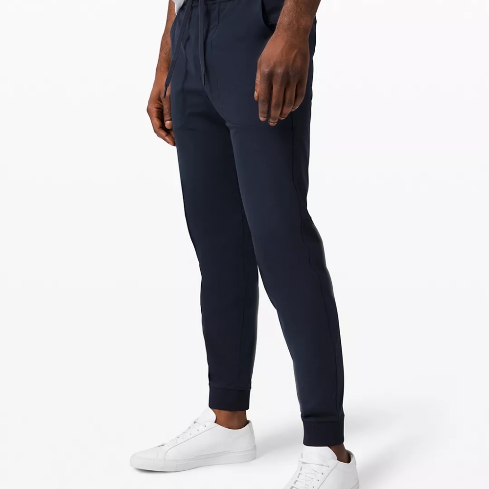 Lululemon ABC Jogger Shorter Length